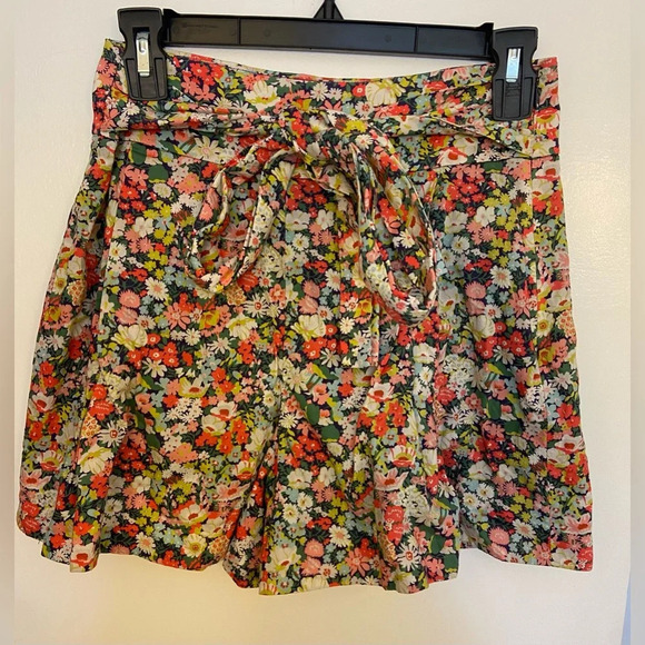 J. Crew x Liberty of London Thorpe Floral Sleeveless Top & Shorts SET S/4 - Picture 5 of 13